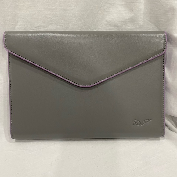 Business Portfolio/ Notebook/ Clutch - Picture 3 of 15